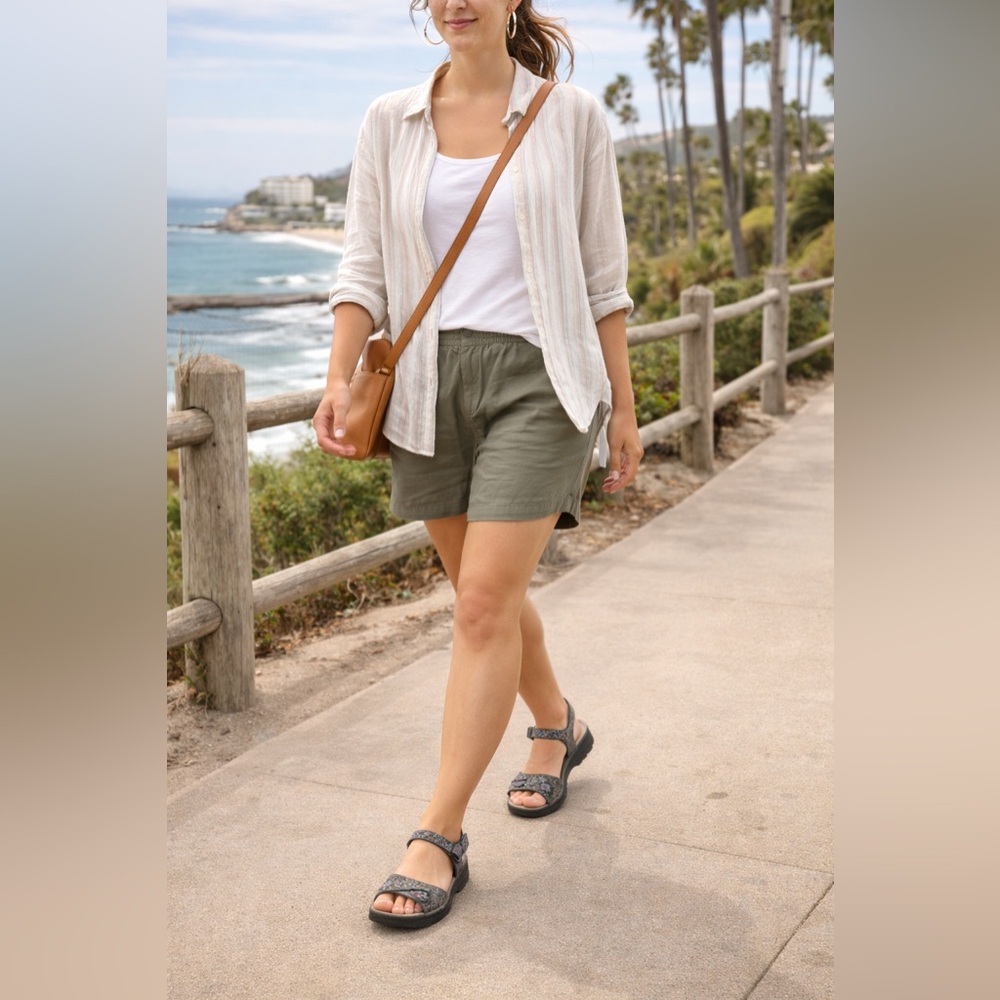 JBU by Jambu Wildflower Sandals Gray Floral Comfort Strap Size 10 Vegan